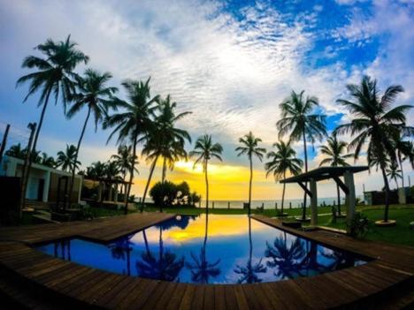 Hotel The Lighthouse Negombo Exterior foto