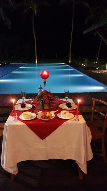 Hotel The Lighthouse Negombo Exterior foto